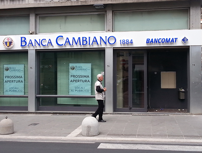 Ad Arezzo Le Banche Cambiano Ma Solo Di Nome L Ortica