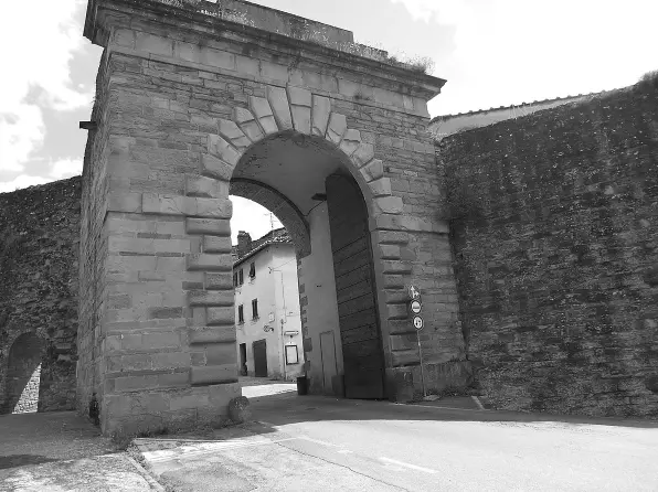 arezzo-porta-san-clemente