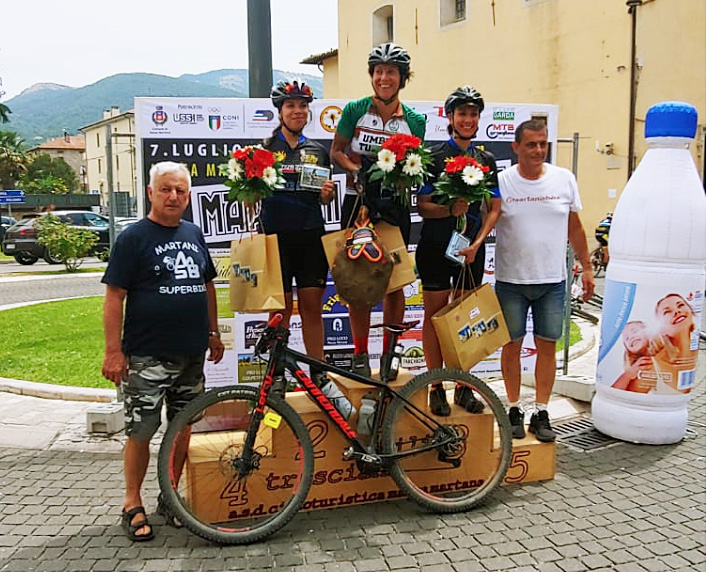 Martani Superbike: nel Classic podio tutto aretino, Miria Poggianti protagonista femminile