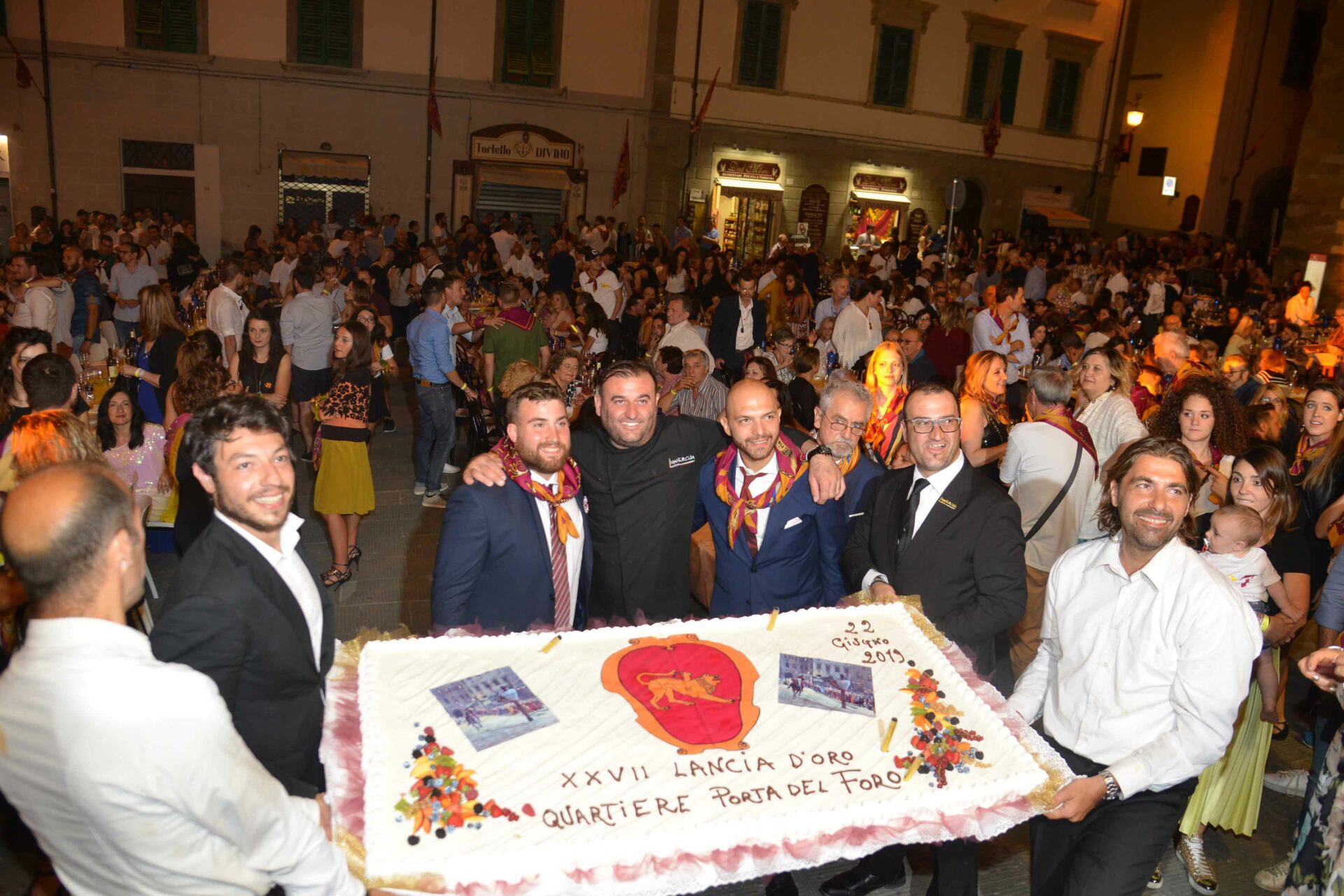 cena della vittoria giallo cremisi (12)