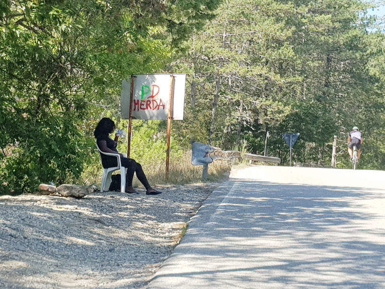 Si lavora e si fatica, per il pane e per la f…ortuna elettorale