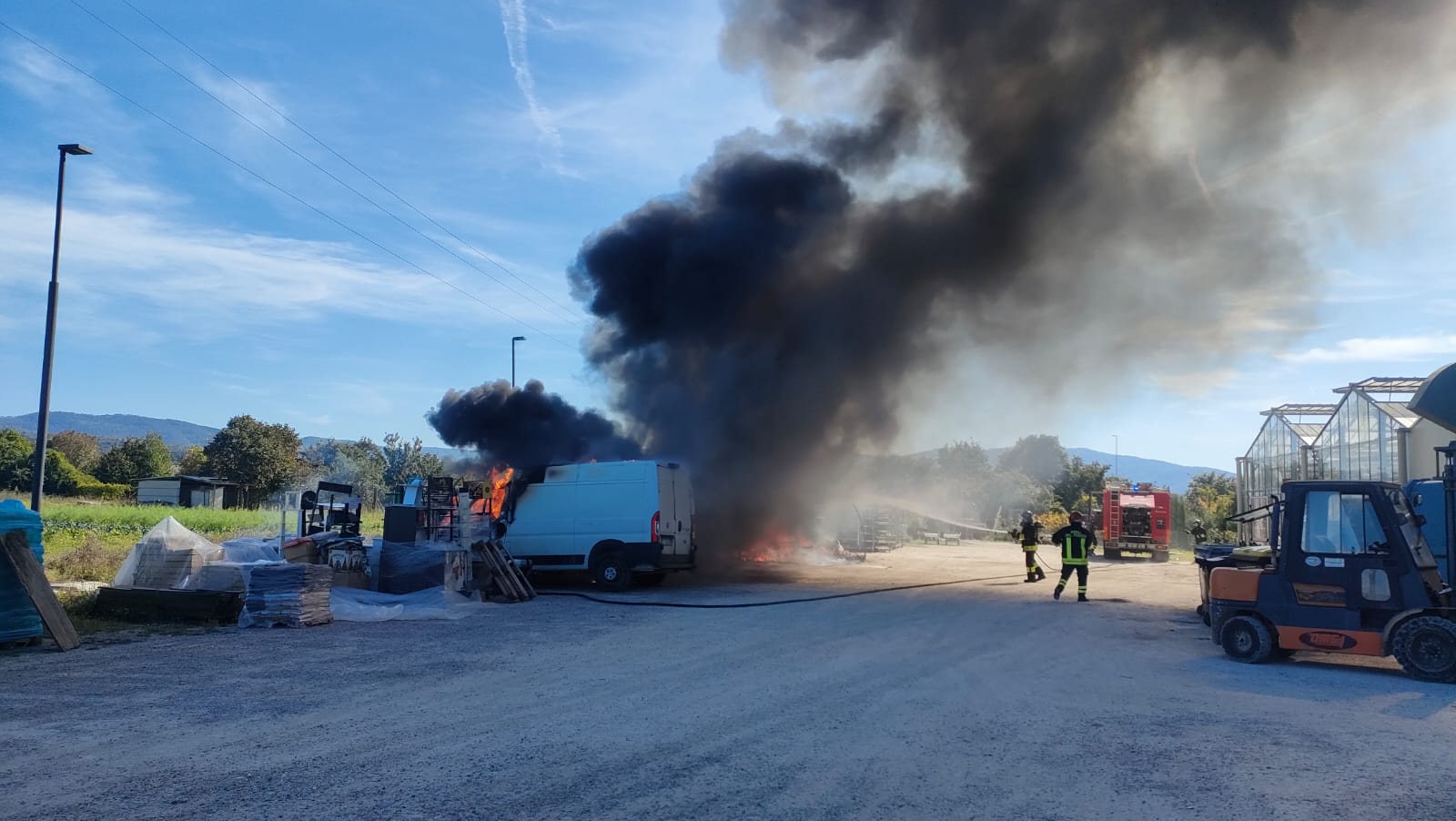 Incendio Viale Santa Margherita (2)