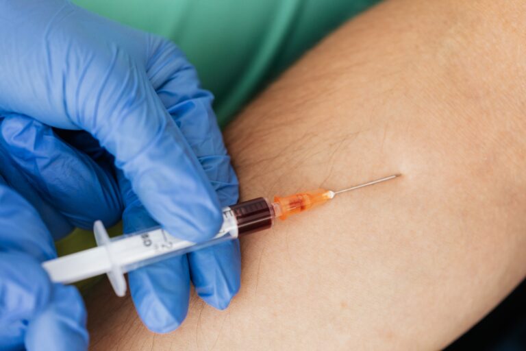 Iniziare in salute l’anno: fare due analisi del sangue