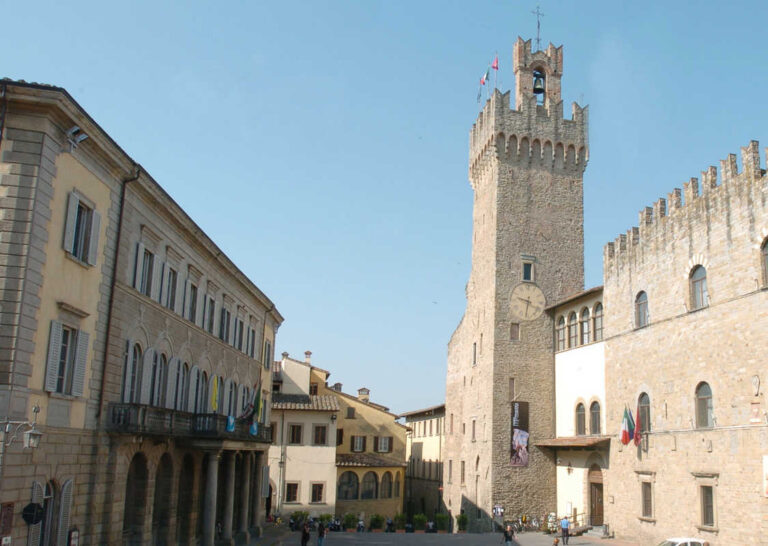 Provincia e Comune di Arezzo: vicini di casa, ma lontani nelle relazioni sindacali