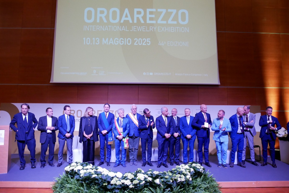 Oroarezzo 2025: al via la 44ª edizione tra eccellenza, innovazione e sfide globali Oroarezzo 2025: al via la 44ª edizione tra eccellenza, innovazione e sfide globali
