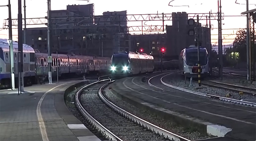 Treno soppresso da Lortica.it treno soppresso per un guasto pendolari si organizzano in auto per raggiungere arezzo