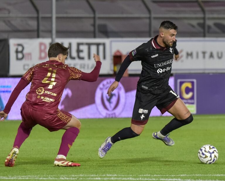 Nuovo calcio: l’Arezzo cede al Latina ai rigori