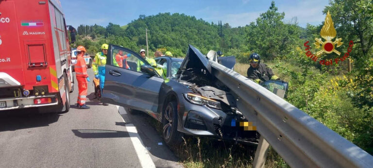 Pomeriggio di incidenti nell’Aretino: tre feriti tra Arezzo, Civitella e l’A1