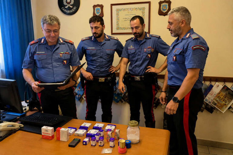 Casentino, arrestato pusher con cocaina e sostanze dopanti. Gli investigatori: «Preparava le Olimpiadi del fai-da-te»