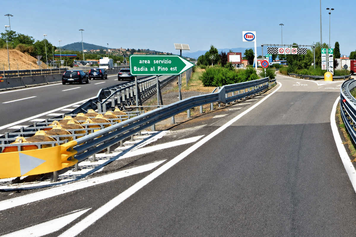 Area di servizio Badia al Pino