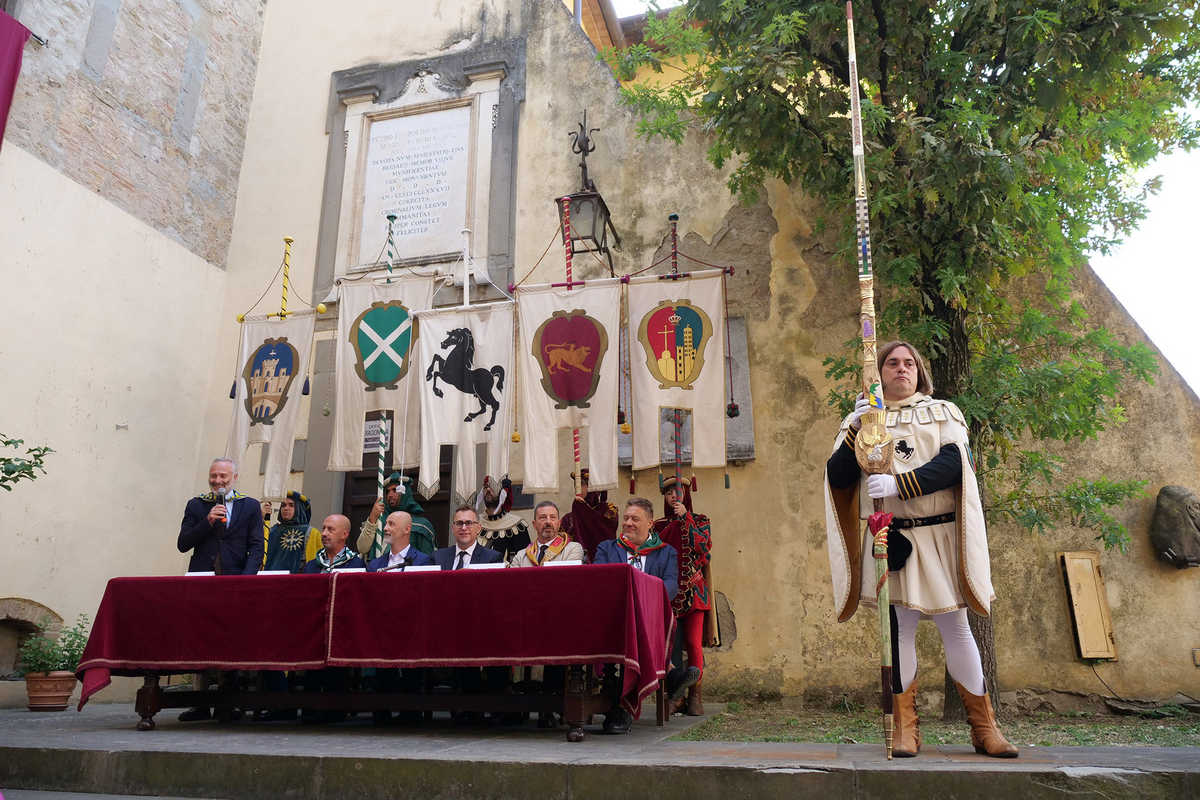La Lancia d’Oro della 150ª Giostra del Saracino presentata ad Arezzo