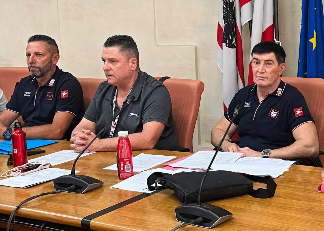 polizia-locale-arezzo-conferenza-cgil-rs