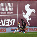 Arezzo-Südtirol 1-4, contrasto in scivolata durante la partita