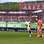 Arezzo-Südtirol 1-4, fase di gioco a centrocampo al Comunale