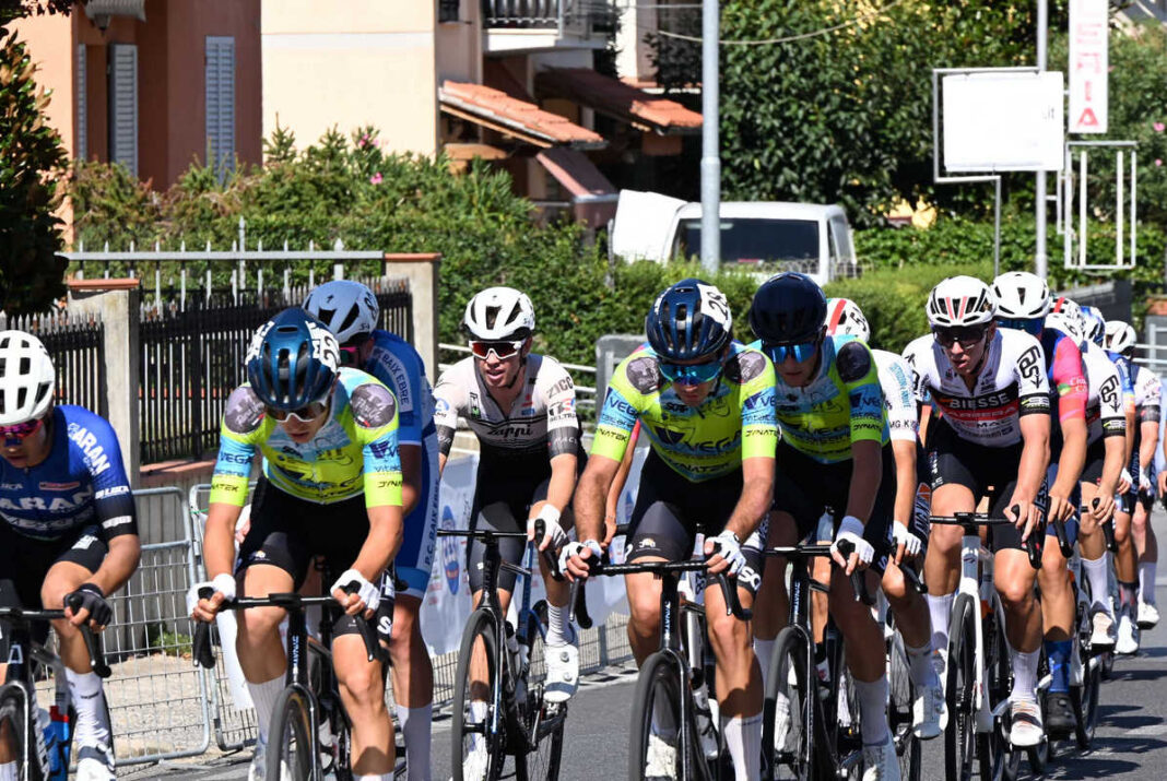 Circuito di Cesa, Savekin mette il turbo e lascia tutti a venti secondi ...