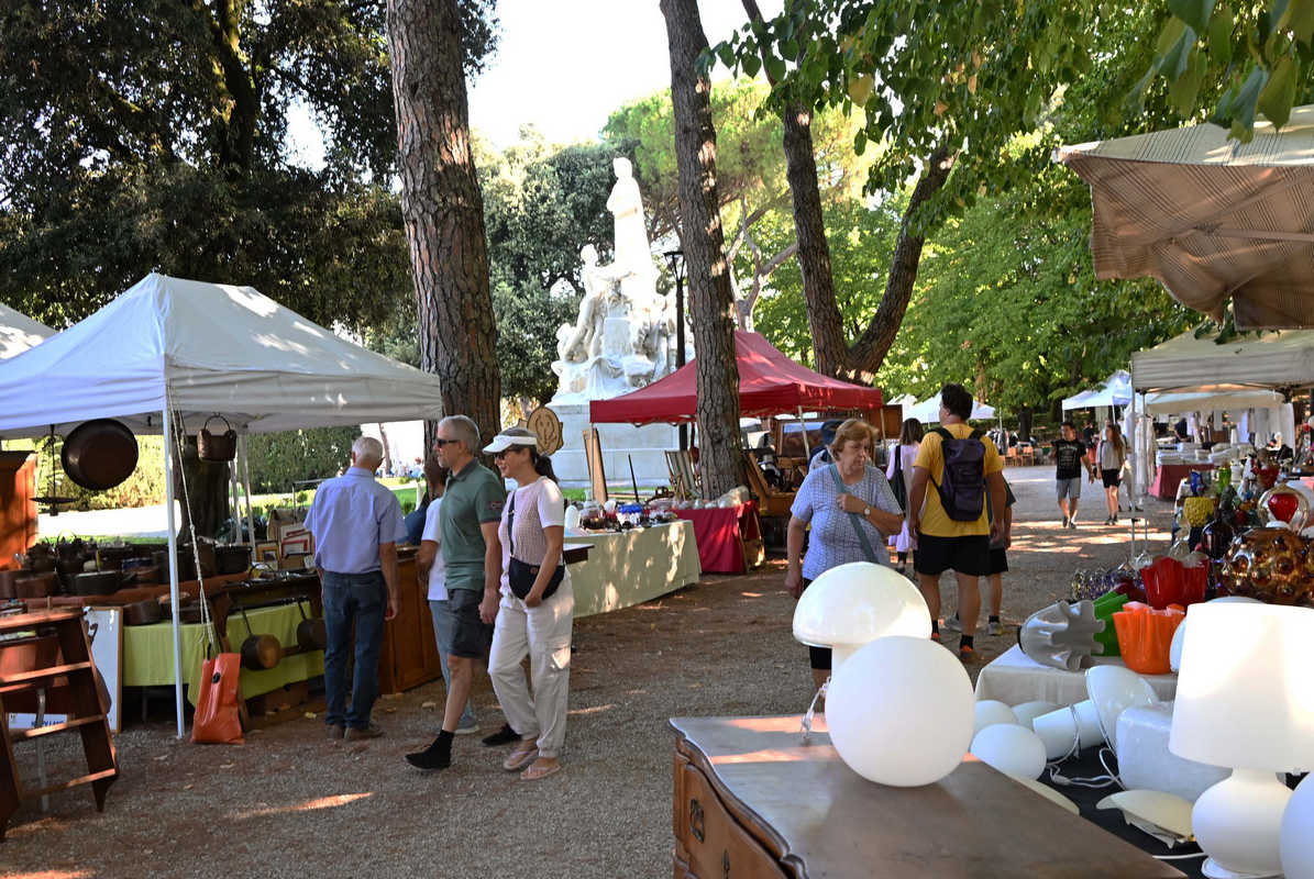 Fiera Antiquaria Arezzo settembre 2026 al Prato Fiera Antiquaria di Arezzo al Prato durante l’edizione di settembre 2026
