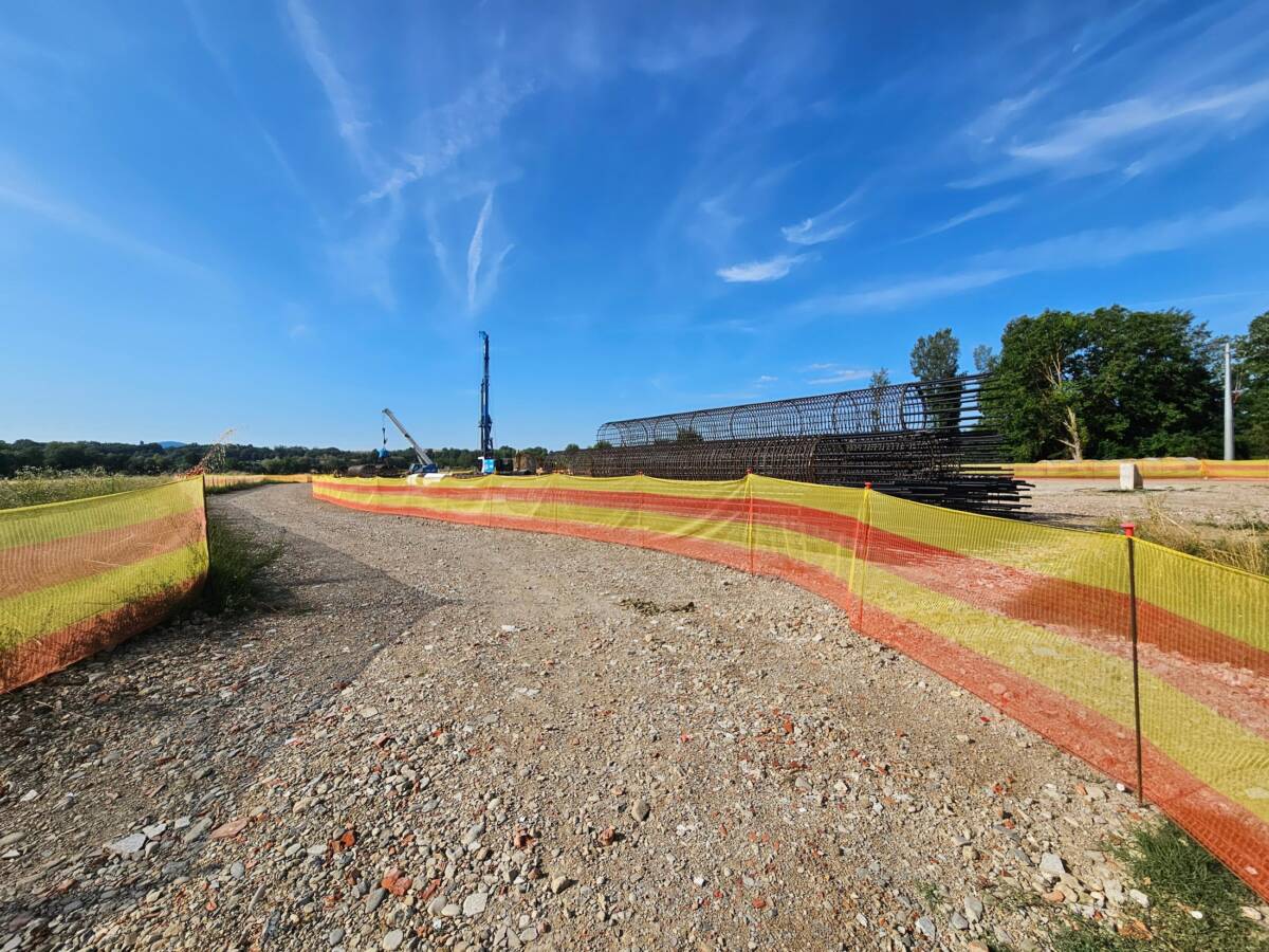 Pista e percorsi predisposti nell’area di cantiere.