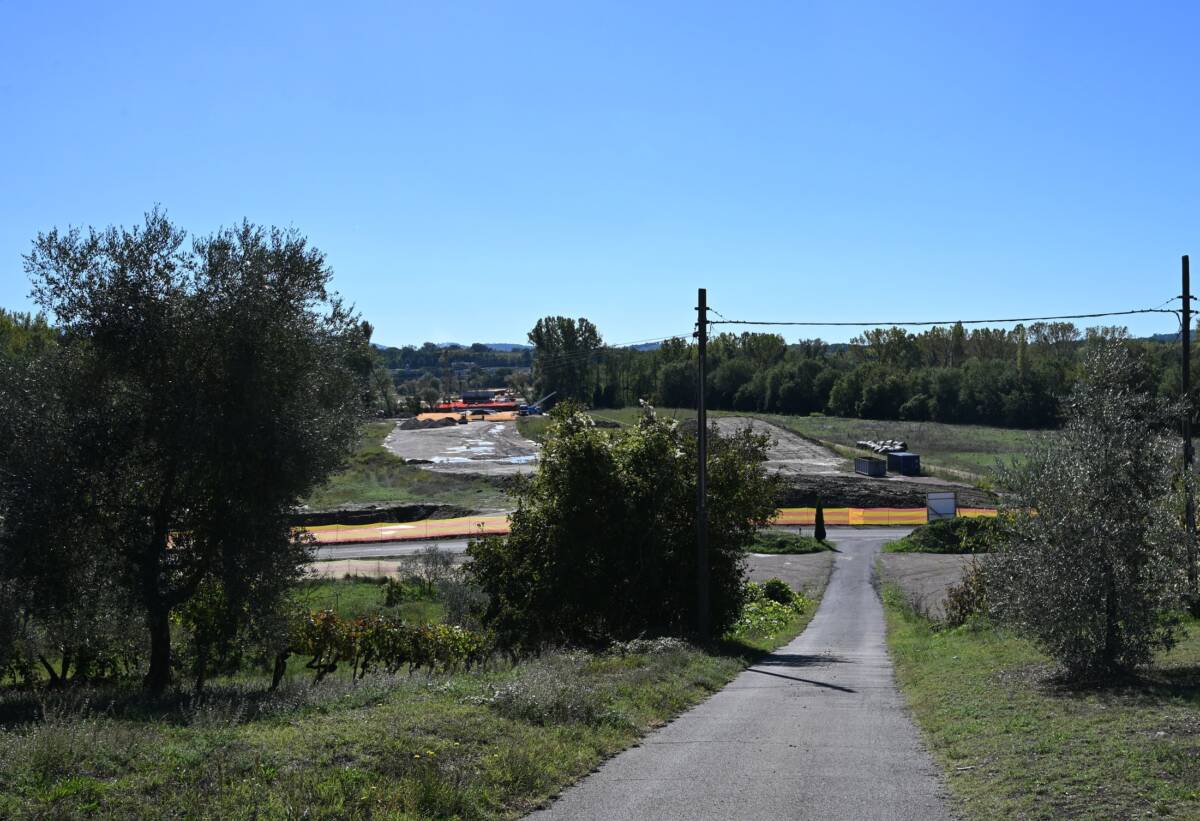 Veduta panoramica del cantiere di Ponte Buriano.
