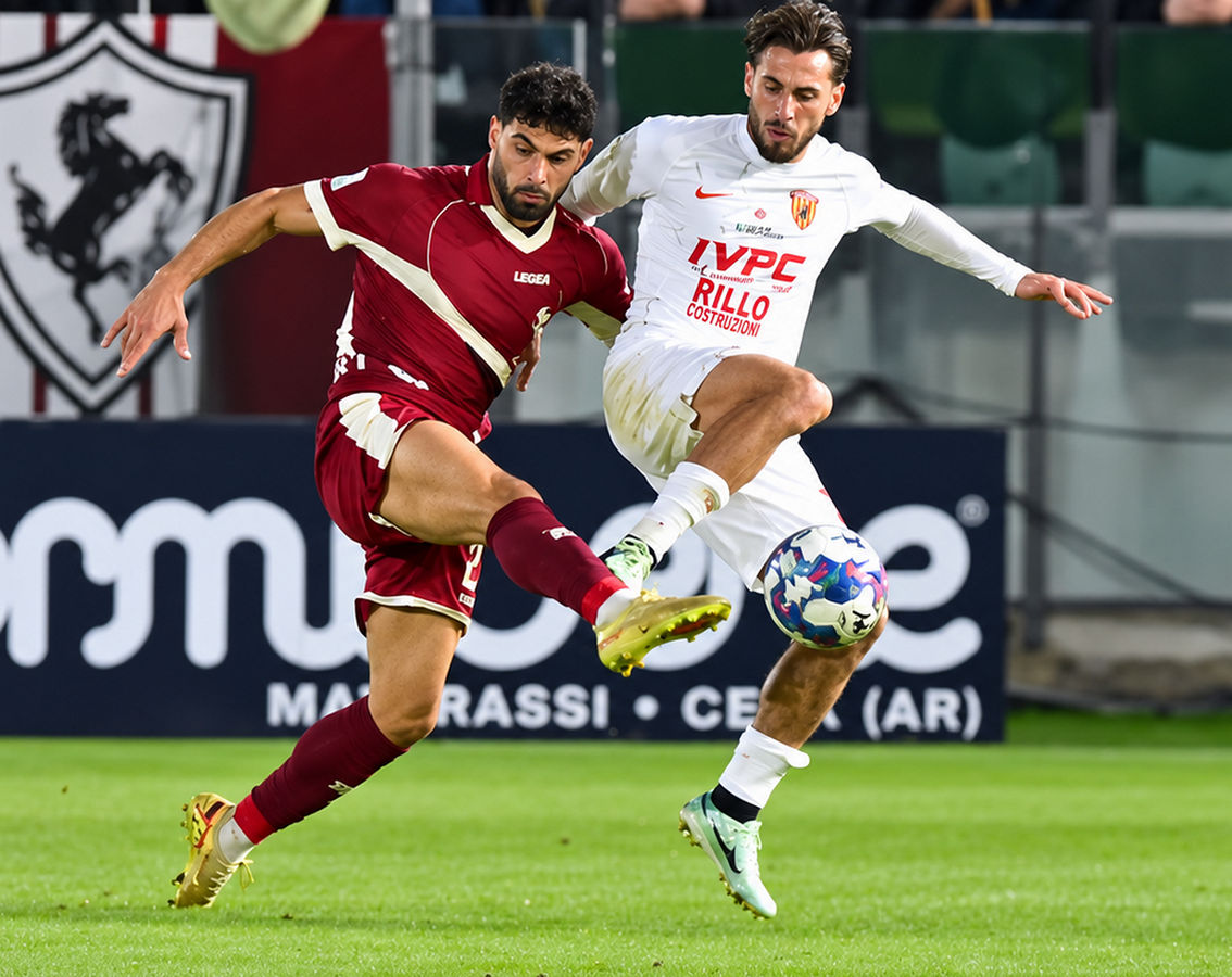 ArezzoBenevento ezzo sconfitto dal Benevento per 3-0 al Comunale, nella rubrica Il calice amaranto.