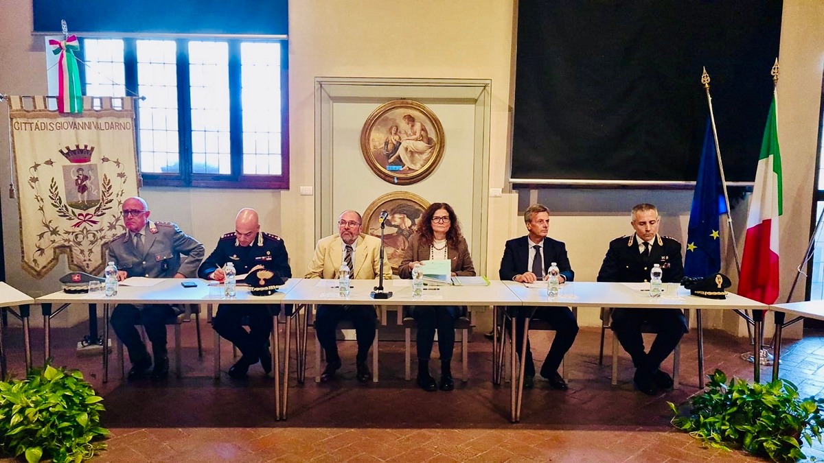 Interventi durante il Comitato provinciale per la sicurezza a San Giovanni Valdarno