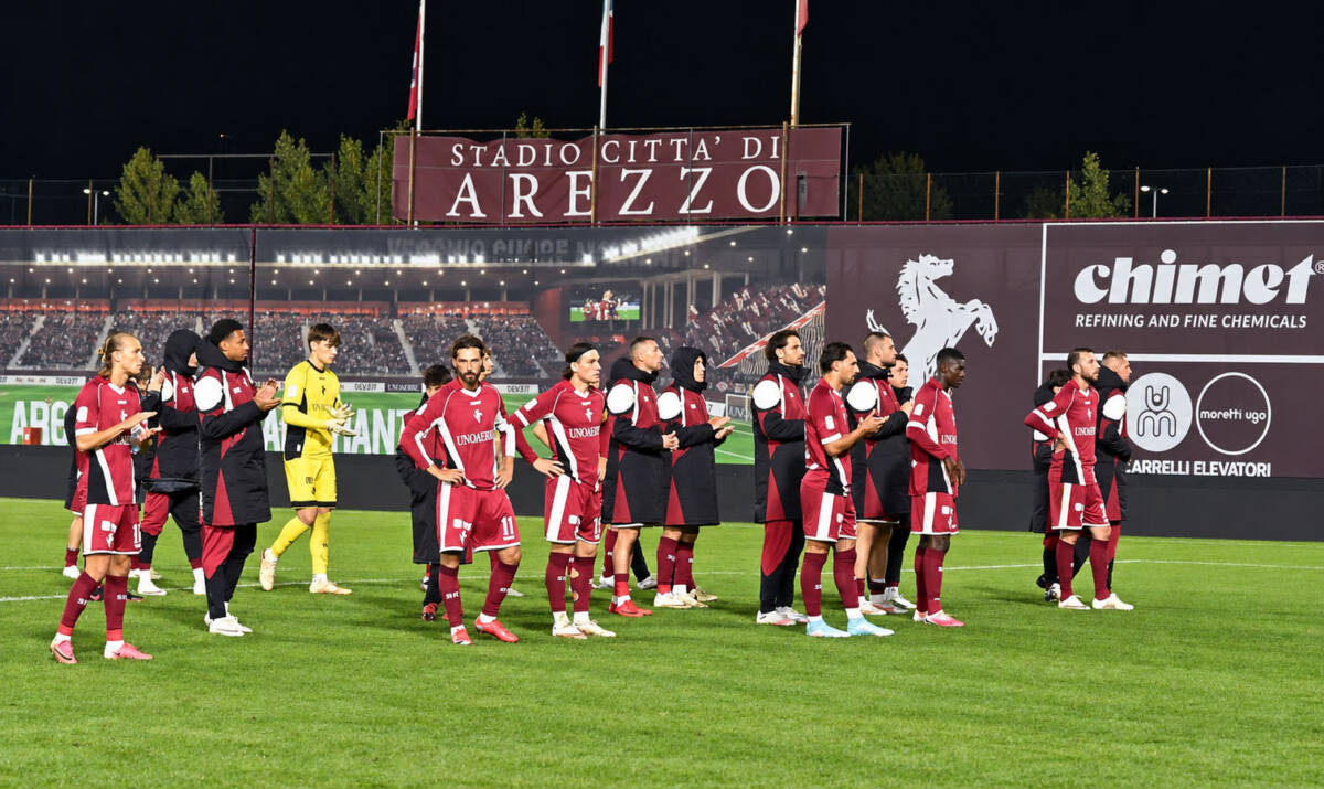 Arezzo sconfitto 3-0 dal Benevento allo stadio Comunale