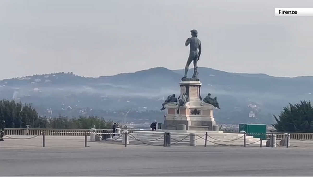 firenze mette una bombola sotto il david per fare arte michelangelo chiede il trasferimento da Lortica.it firenze mette una bombola sotto il david per fare arte michelangelo chiede il trasferimento
