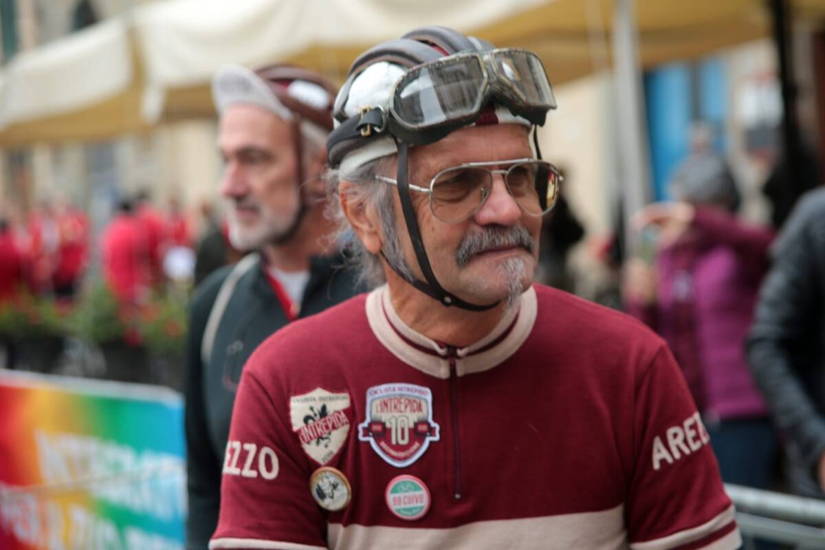 L’Intrepida 2026 ad Anghiari, partecipanti alla cicloturistica d’epoca