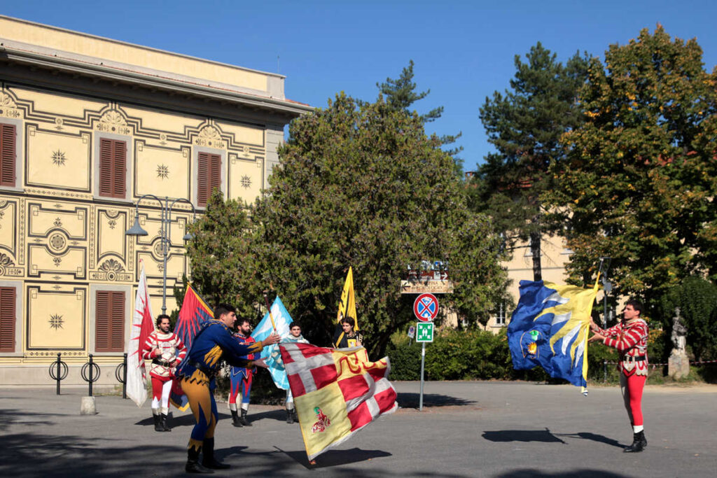 Sbandieratori di Arezzo al Parco del Pionta - foto 14
