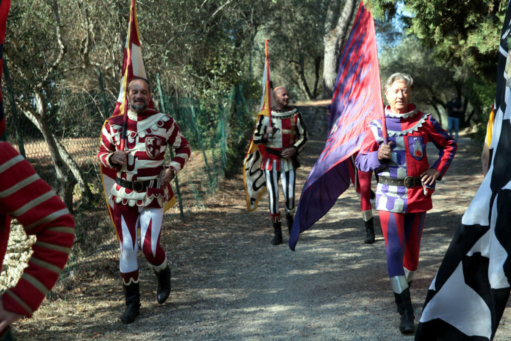 Sbandieratori di Arezzo al Parco del Pionta - foto 6